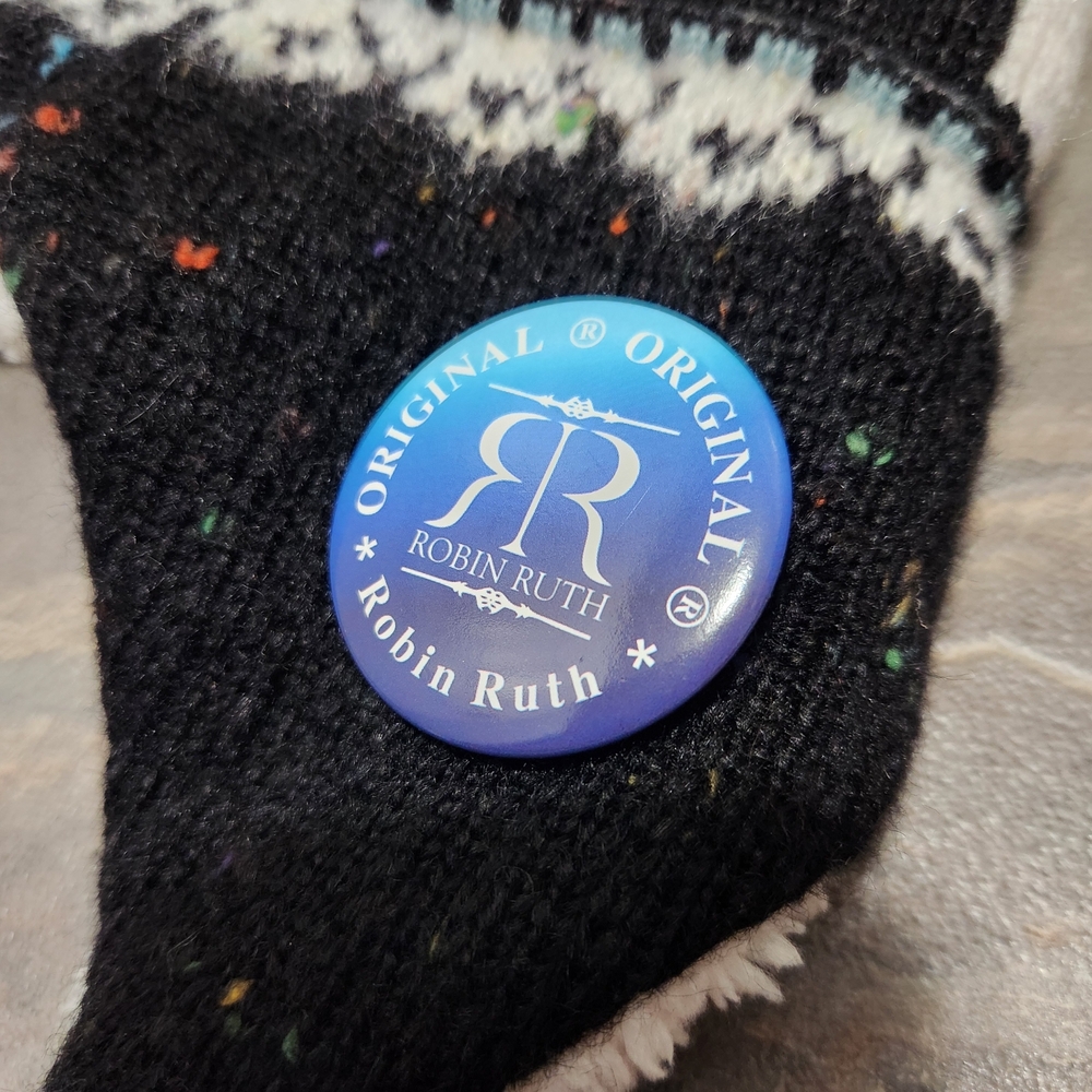 NEW Robin Ruth RIGA Toque - Picture 3 of 6
